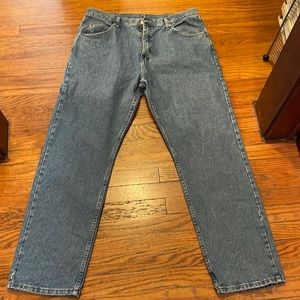 Men’s Wrangler Blue Jeans Size 38x32. Worn a couple times